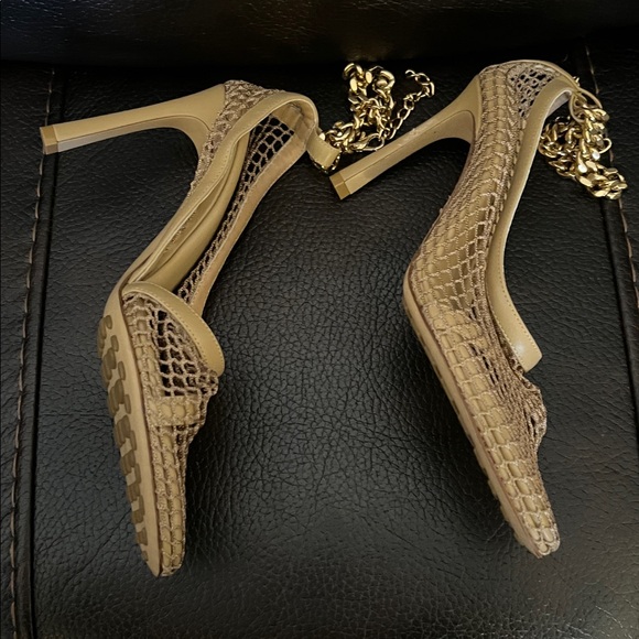 SALE!! Bottega Veneta Women's Stretch Chunky Chain Pumps Mesh w leather NWB - Picture 9 of 10